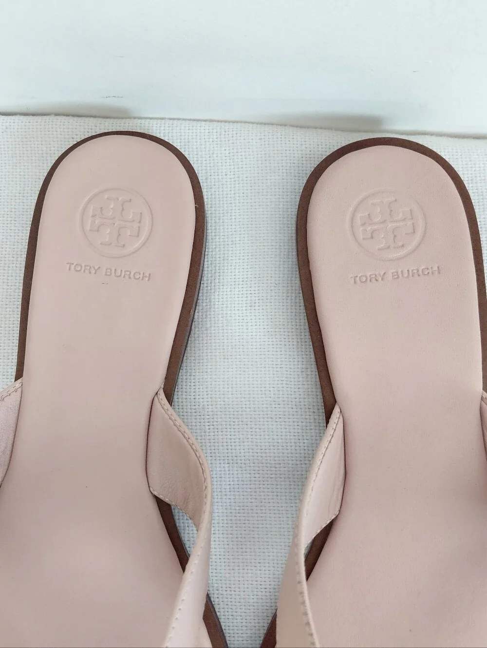 New Tory Burch Pink Benton Flip Flop Sandals Size 9